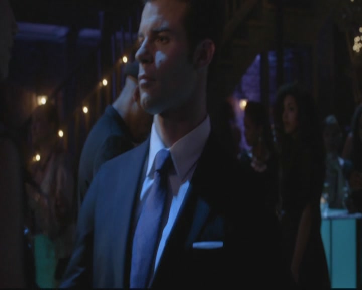 VampireDiariesWorld-dot-org_TheOriginals1x17MoonOverBourbonStreet1493.jpg