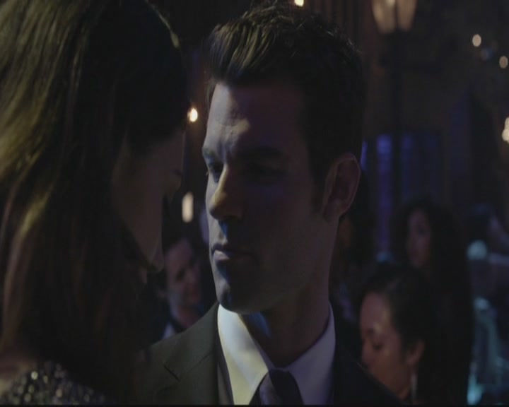 VampireDiariesWorld-dot-org_TheOriginals1x17MoonOverBourbonStreet1539.jpg