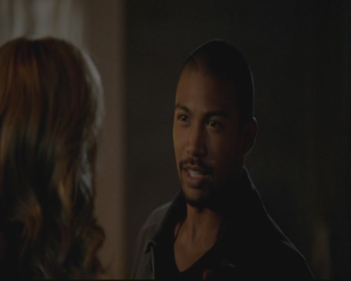 VampireDiariesWorld-dot-org_TheOriginals1x17MoonOverBourbonStreet1604.jpg