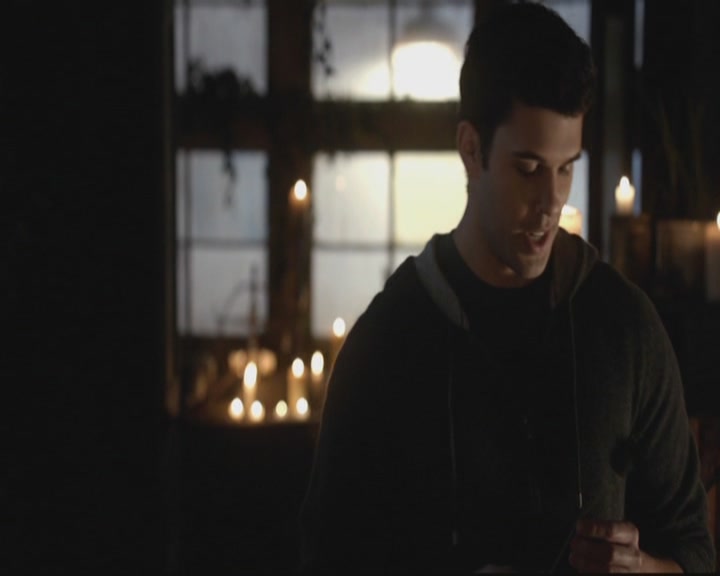 VampireDiariesWorld-dot-org_TheOriginals1x17MoonOverBourbonStreet1792.jpg