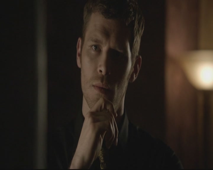 VampireDiariesWorld-dot-org_TheOriginals1x17MoonOverBourbonStreet2114.jpg