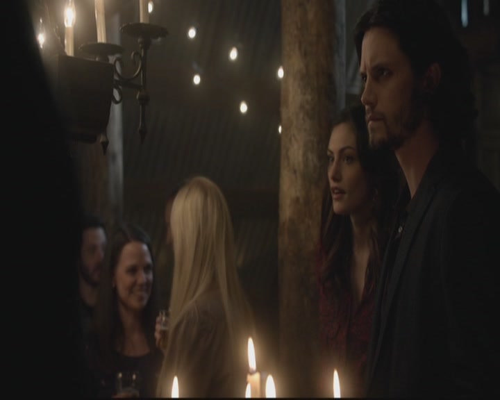 VampireDiariesWorld-dot-org_TheOriginals1x17MoonOverBourbonStreet2159.jpg