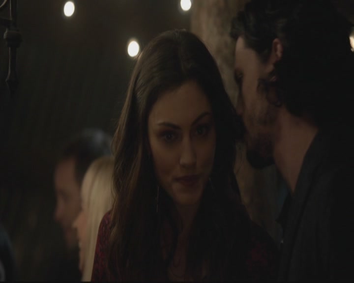 VampireDiariesWorld-dot-org_TheOriginals1x17MoonOverBourbonStreet2170.jpg