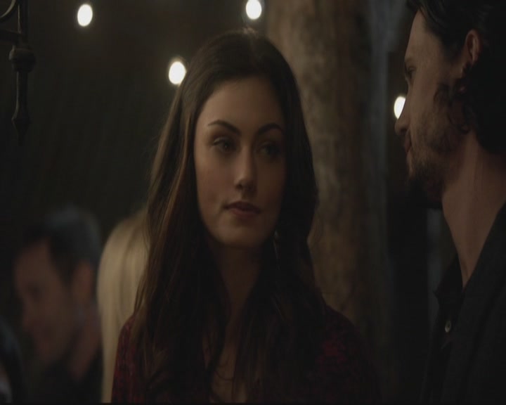 VampireDiariesWorld-dot-org_TheOriginals1x17MoonOverBourbonStreet2171.jpg