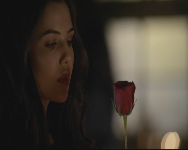 VampireDiariesWorld-dot-org_TheOriginals1x17MoonOverBourbonStreet2175.jpg