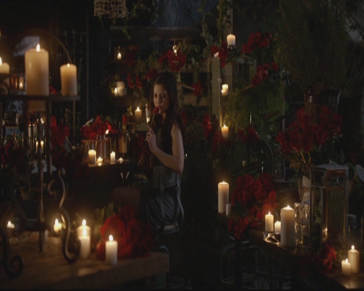 VampireDiariesWorld-dot-org_TheOriginals1x17MoonOverBourbonStreet2183.jpg