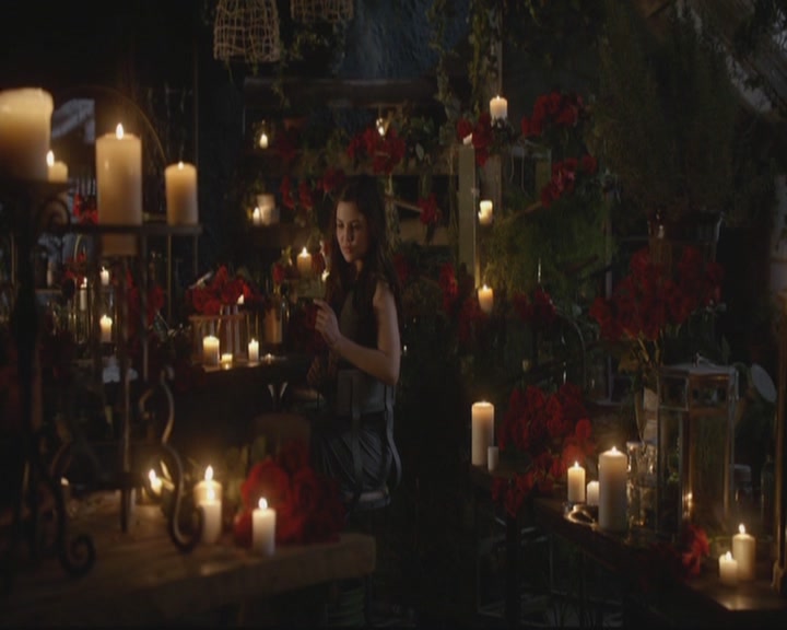 VampireDiariesWorld-dot-org_TheOriginals1x17MoonOverBourbonStreet2185.jpg