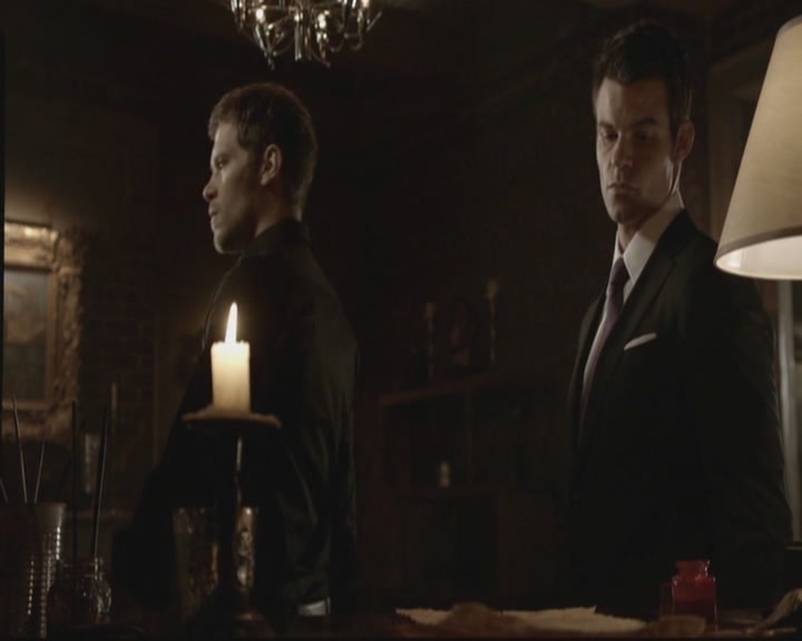 VampireDiariesWorld-dot-org_TheOriginals1x17MoonOverBourbonStreet2301.jpg