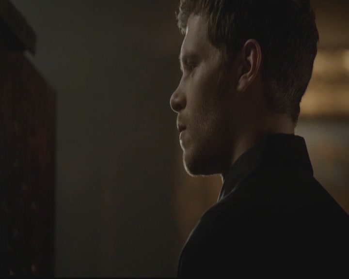 VampireDiariesWorld-dot-org_TheOriginals1x17MoonOverBourbonStreet2313.jpg