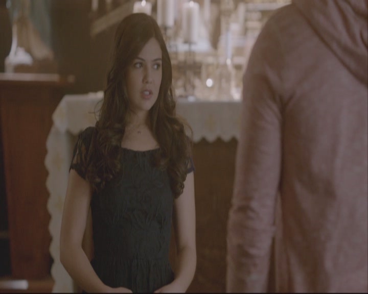 VampireDiariesWorld-dot-org_TheOriginals1x18TheBigUneasy-deletedscene0036.jpg