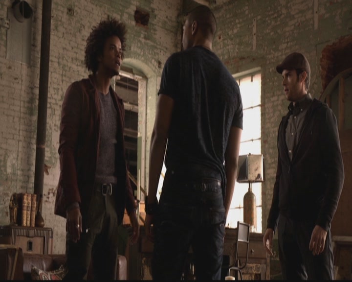 VampireDiariesWorld-dot-org_TheOriginals1x18TheBigUneasy0846.jpg