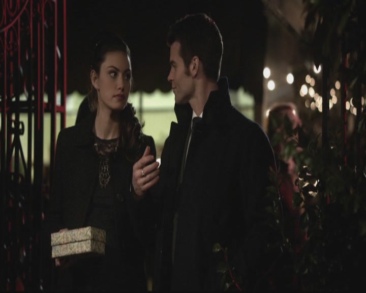 VampireDiariesWorld-dot-org_TheOriginals1x18TheBigUneasy1207.jpg