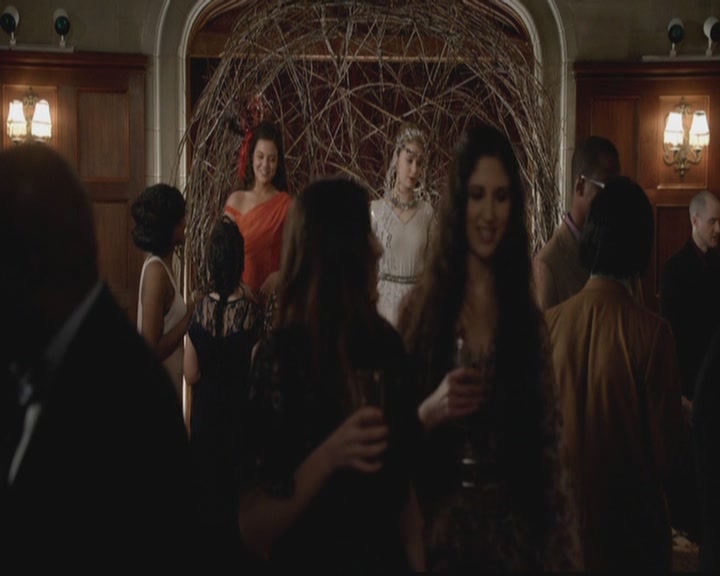 VampireDiariesWorld-dot-org_TheOriginals1x18TheBigUneasy1220.jpg