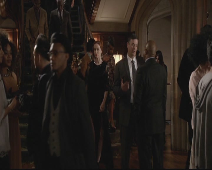 VampireDiariesWorld-dot-org_TheOriginals1x18TheBigUneasy1226.jpg