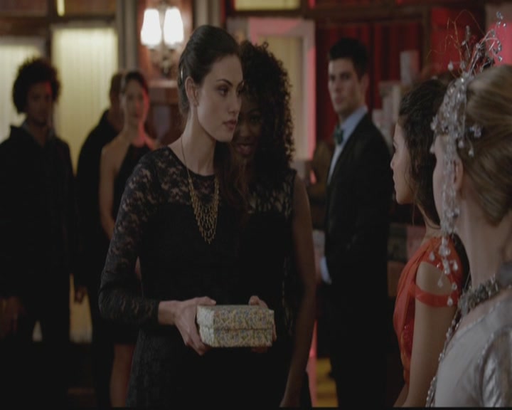 VampireDiariesWorld-dot-org_TheOriginals1x18TheBigUneasy1273.jpg