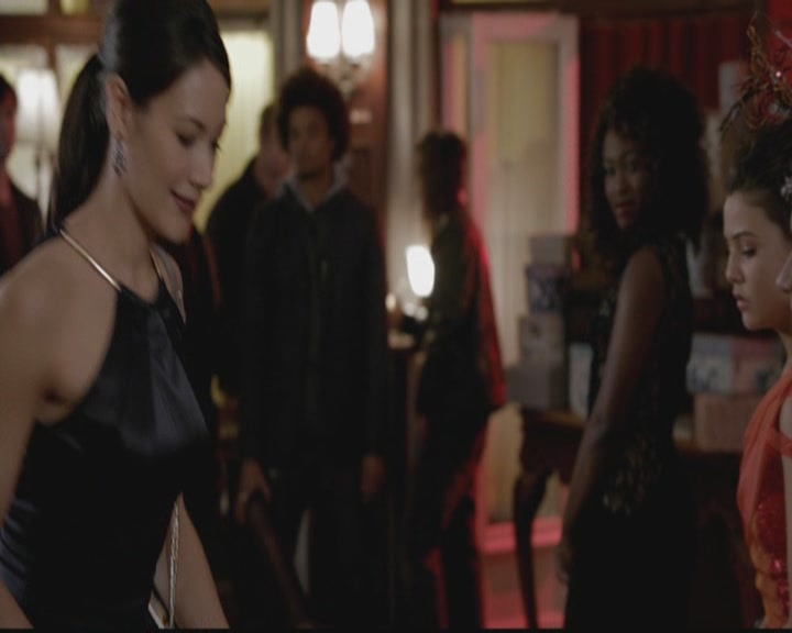 VampireDiariesWorld-dot-org_TheOriginals1x18TheBigUneasy1284.jpg