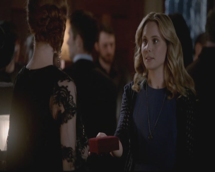 VampireDiariesWorld-dot-org_TheOriginals1x18TheBigUneasy1314.jpg