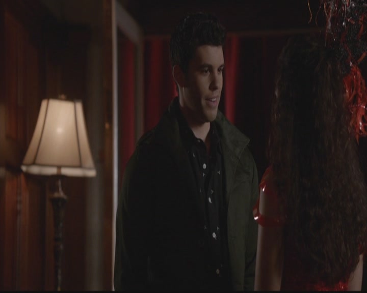 VampireDiariesWorld-dot-org_TheOriginals1x18TheBigUneasy1382.jpg