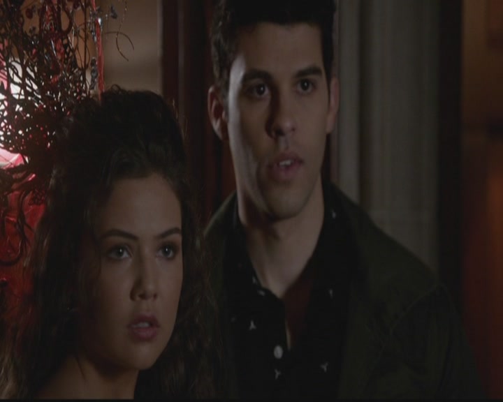 VampireDiariesWorld-dot-org_TheOriginals1x18TheBigUneasy1398.jpg