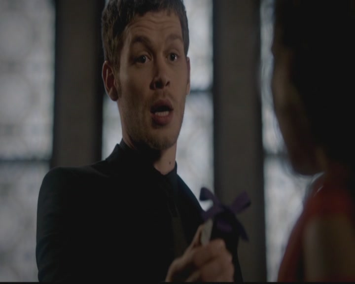 VampireDiariesWorld-dot-org_TheOriginals1x18TheBigUneasy1448.jpg