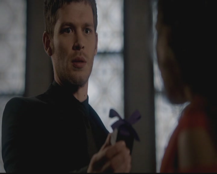 VampireDiariesWorld-dot-org_TheOriginals1x18TheBigUneasy1451.jpg