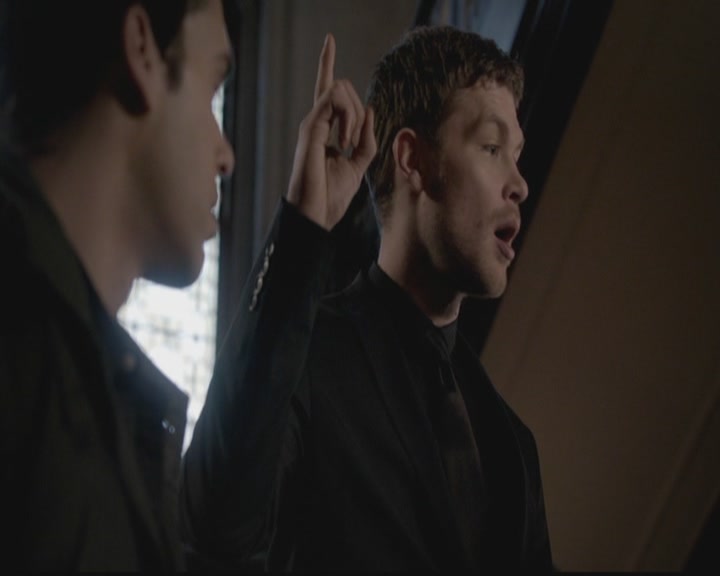 VampireDiariesWorld-dot-org_TheOriginals1x18TheBigUneasy1475.jpg