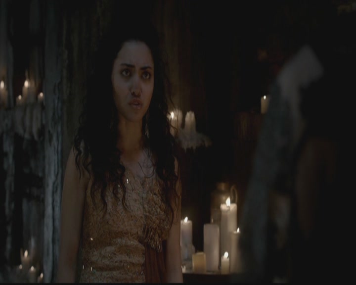 VampireDiariesWorld-dot-org_TheOriginals1x18TheBigUneasy2269.jpg