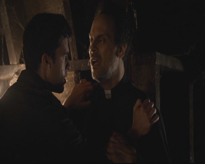VampireDiariesWorld-dot-org_TheOriginals1x19AnUnblinkingDeath0104.jpg