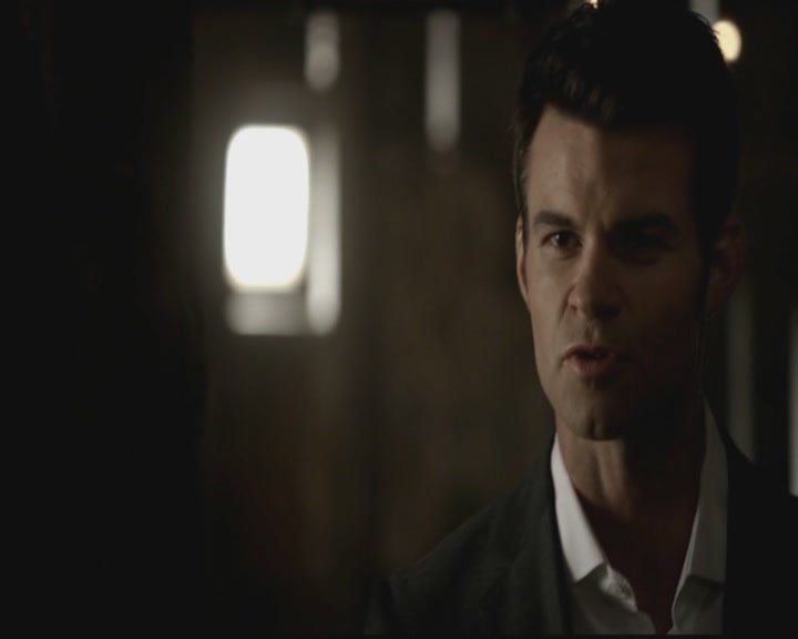 VampireDiariesWorld-dot-org_TheOriginals1x19AnUnblinkingDeath0506.jpg