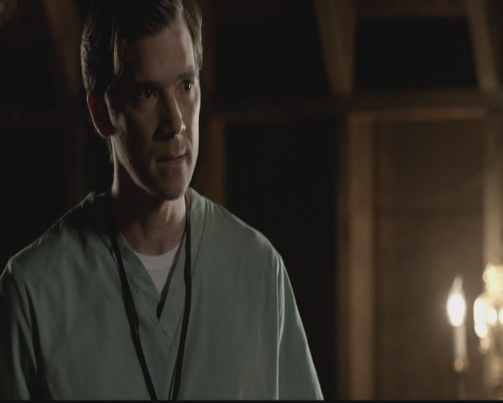 VampireDiariesWorld-dot-org_TheOriginals1x19AnUnblinkingDeath0831.jpg