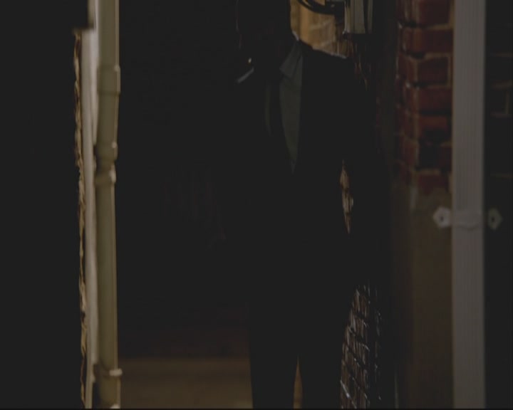 VampireDiariesWorld-dot-org_TheOriginals1x20ACloserWalkWithThee-deletedscene0057.jpg