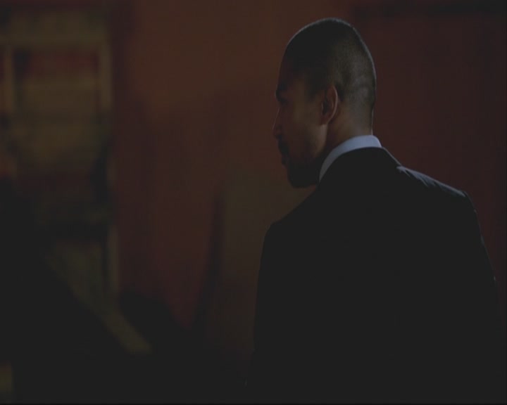 VampireDiariesWorld-dot-org_TheOriginals1x20ACloserWalkWithThee-deletedscene0076.jpg