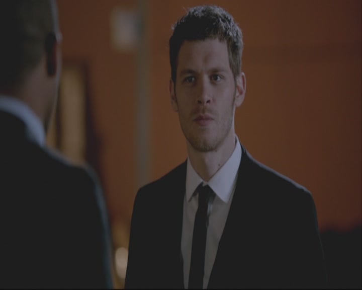 VampireDiariesWorld-dot-org_TheOriginals1x20ACloserWalkWithThee-deletedscene0104.jpg