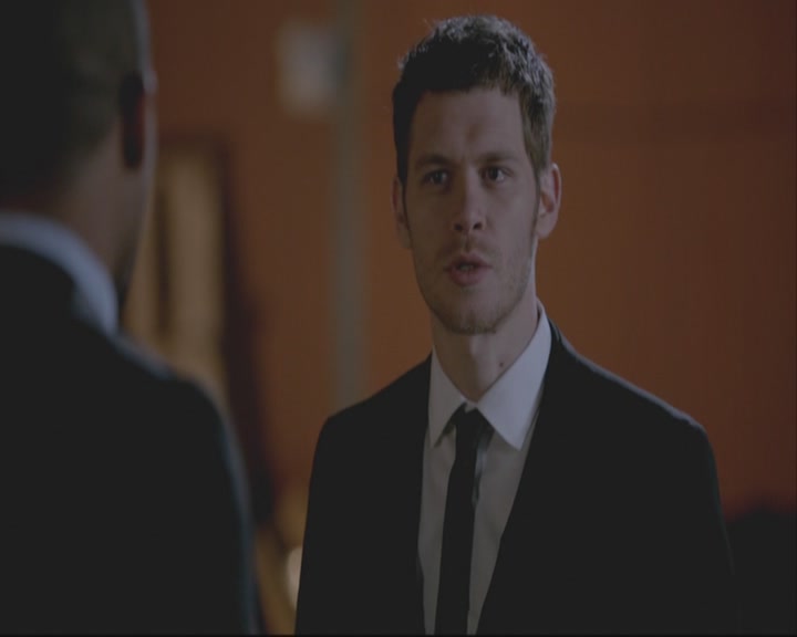 VampireDiariesWorld-dot-org_TheOriginals1x20ACloserWalkWithThee-deletedscene0105.jpg