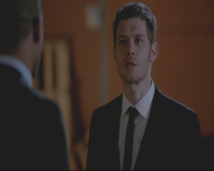 VampireDiariesWorld-dot-org_TheOriginals1x20ACloserWalkWithThee-deletedscene0107.jpg