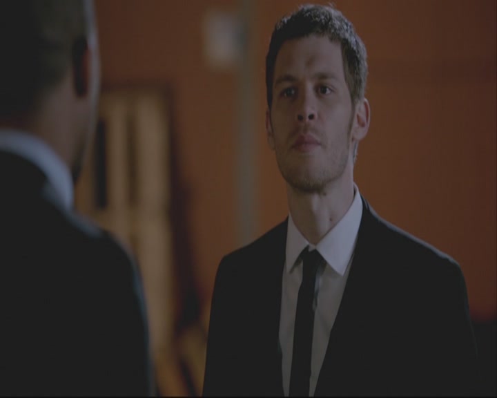 VampireDiariesWorld-dot-org_TheOriginals1x20ACloserWalkWithThee-deletedscene0108.jpg