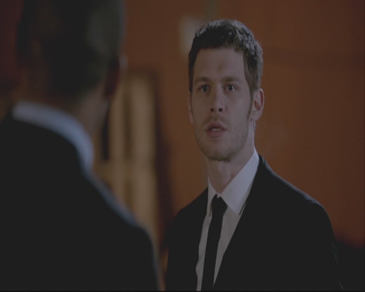 VampireDiariesWorld-dot-org_TheOriginals1x20ACloserWalkWithThee-deletedscene0152.jpg