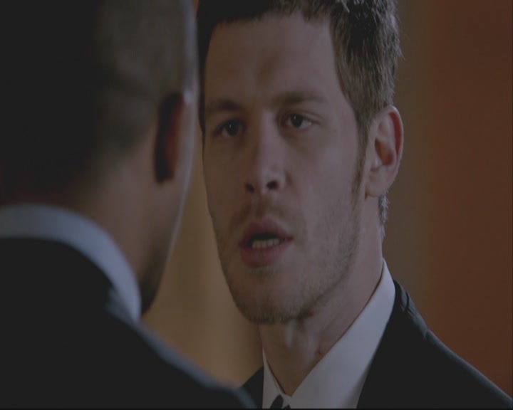 VampireDiariesWorld-dot-org_TheOriginals1x20ACloserWalkWithThee-deletedscene0170.jpg