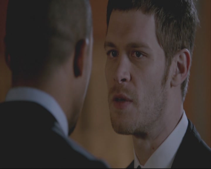 VampireDiariesWorld-dot-org_TheOriginals1x20ACloserWalkWithThee-deletedscene0172.jpg