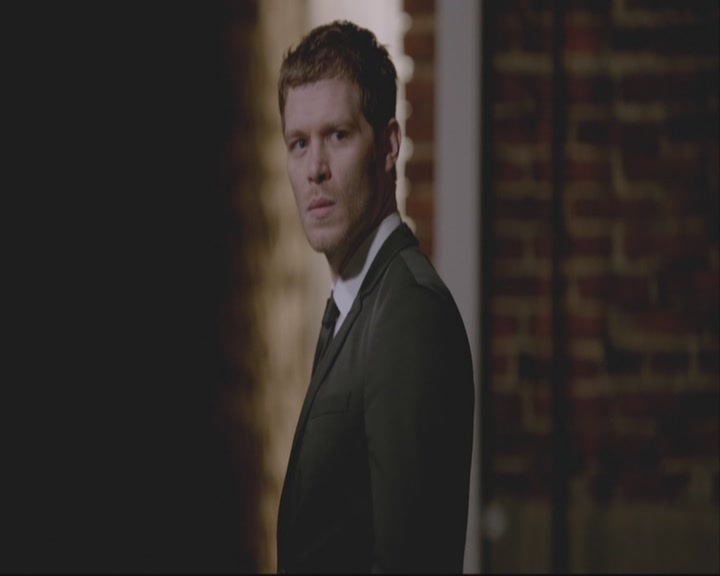 VampireDiariesWorld-dot-org_TheOriginals1x20ACloserWalkWithThee-deletedscene0210.jpg