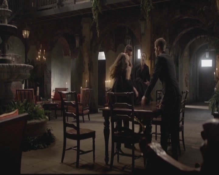 VampireDiariesWorld-dot-org_TheOriginals1x20ACloserWalkWithThee1318.jpg