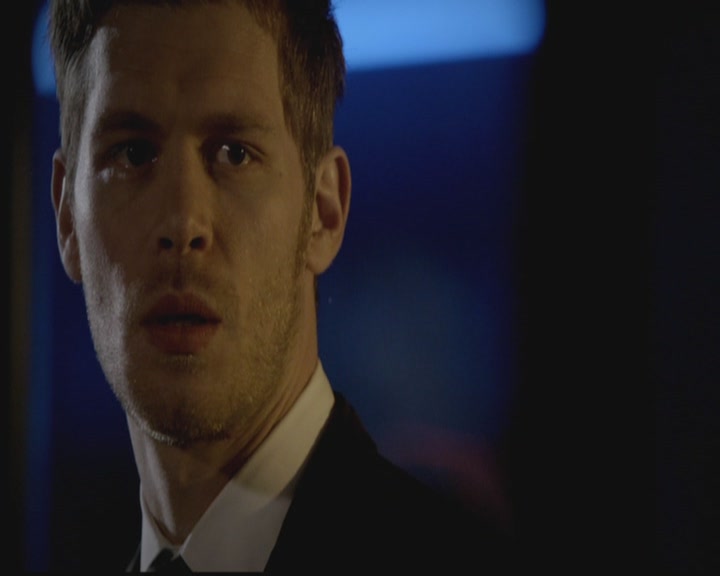 VampireDiariesWorld-dot-org_TheOriginals1x20ACloserWalkWithThee1939.jpg