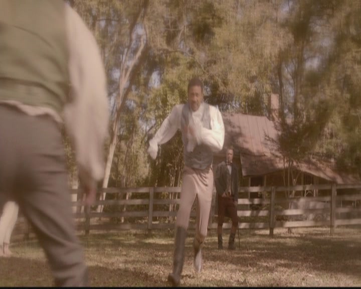 VampireDiariesWorld-dot-org_TheOriginals1x20ACloserWalkWithThee1984.jpg