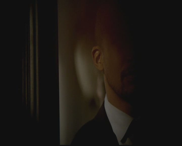 VampireDiariesWorld-dot-org_TheOriginals1x20ACloserWalkWithThee1999.jpg