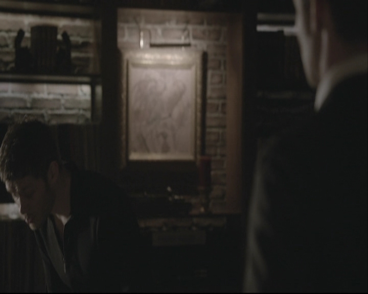 VampireDiariesWorld-dot-org_TheOriginals1x21TheBattleOfNewOrleans-deletedscene0065.jpg