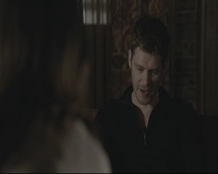 VampireDiariesWorld-dot-org_TheOriginals1x21TheBattleOfNewOrleans-deletedscene0069.jpg