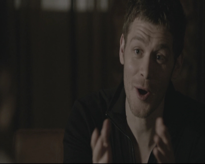 VampireDiariesWorld-dot-org_TheOriginals1x21TheBattleOfNewOrleans-deletedscene0090.jpg