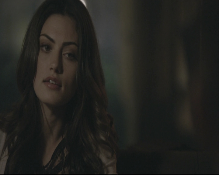 VampireDiariesWorld-dot-org_TheOriginals1x21TheBattleOfNewOrleans-deletedscene0097.jpg