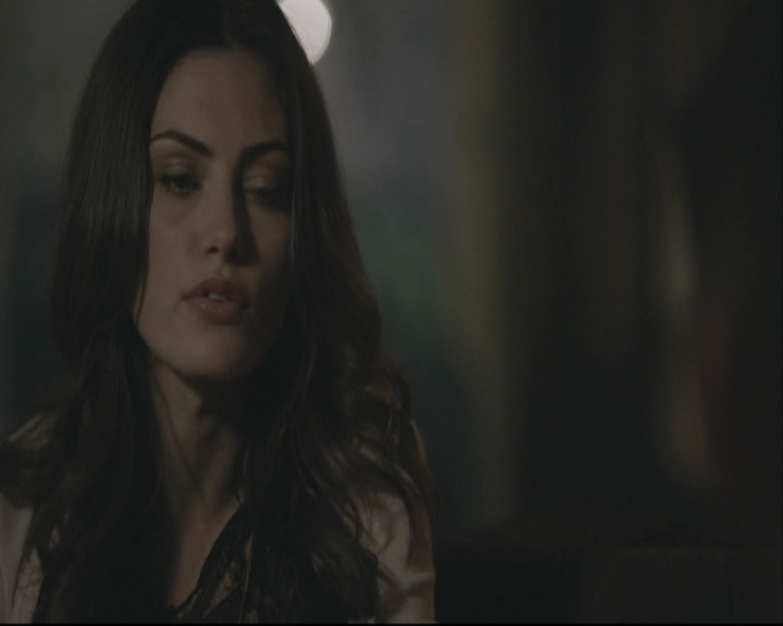 VampireDiariesWorld-dot-org_TheOriginals1x21TheBattleOfNewOrleans-deletedscene0098.jpg