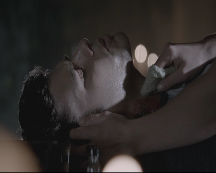 VampireDiariesWorld-dot-org_TheOriginals1x21TheBattleOfNewOrleans-deletedscene0120.jpg